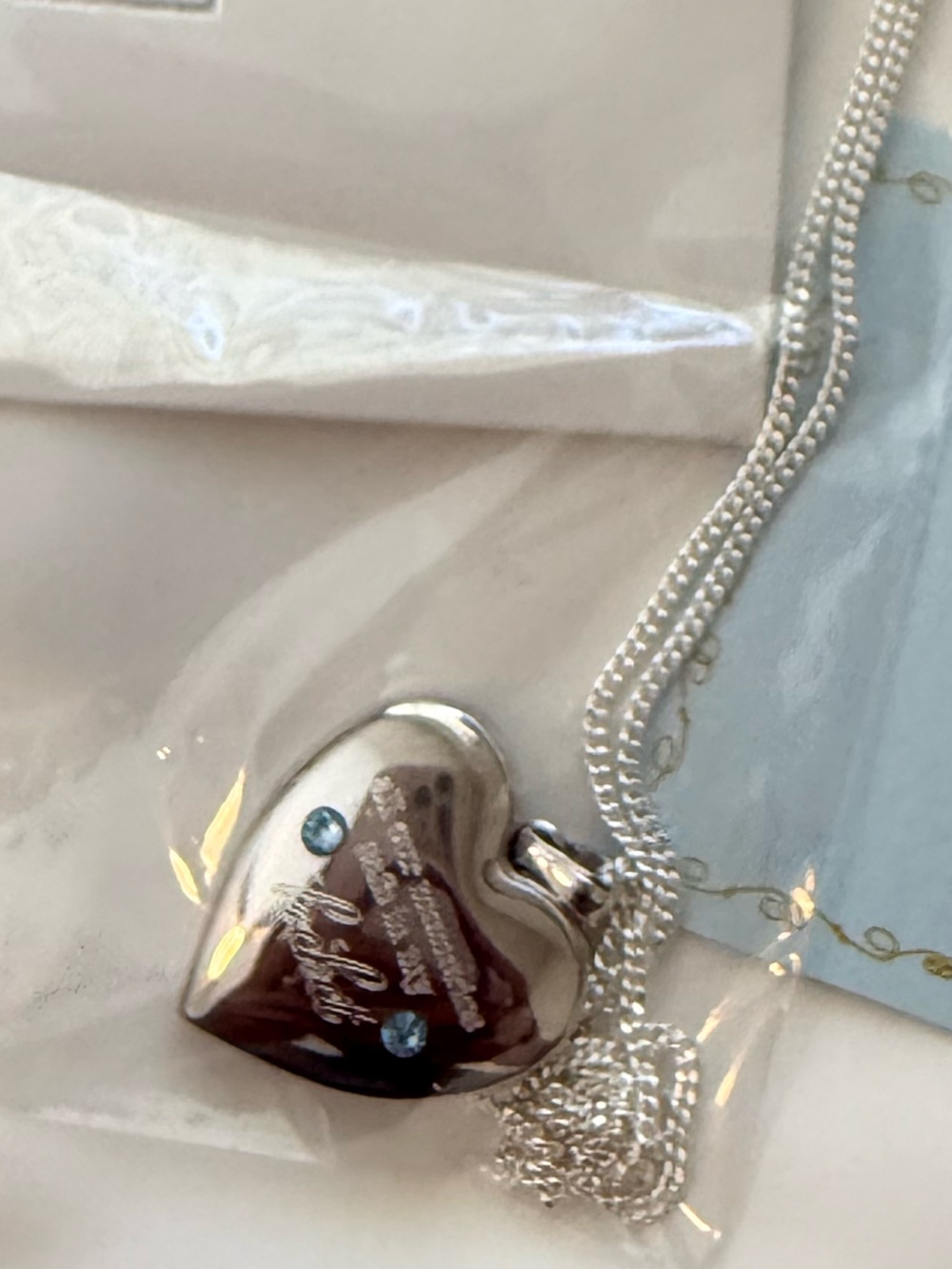 Madison Beer Locket Necklace with Blue Gemstones- silver - Picture 4 of 4